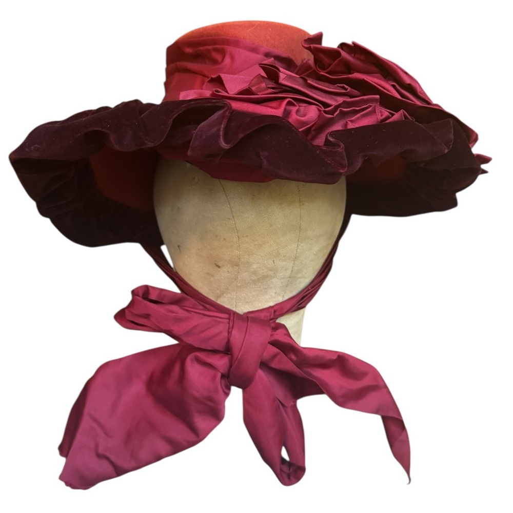 Late 19th/Early 20th Victorian/Edwardian Eras Wide Brim Velvet Trim Prominent Ri